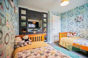 Photo 16- click for photo gallery